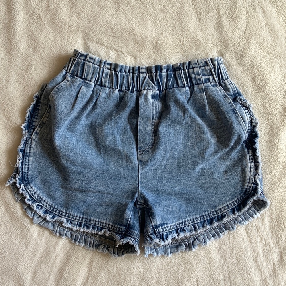 Paper bag denim shorts